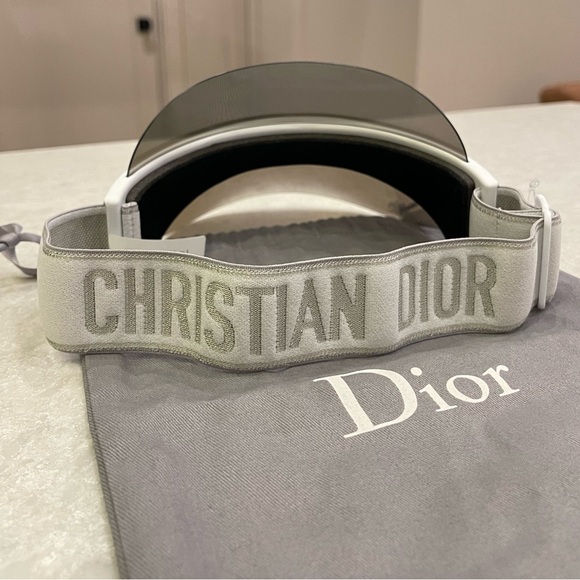 NEW Authentic CHRISTIAN DIOR DiorClub1 Sun Visor - Picture 7 of 16